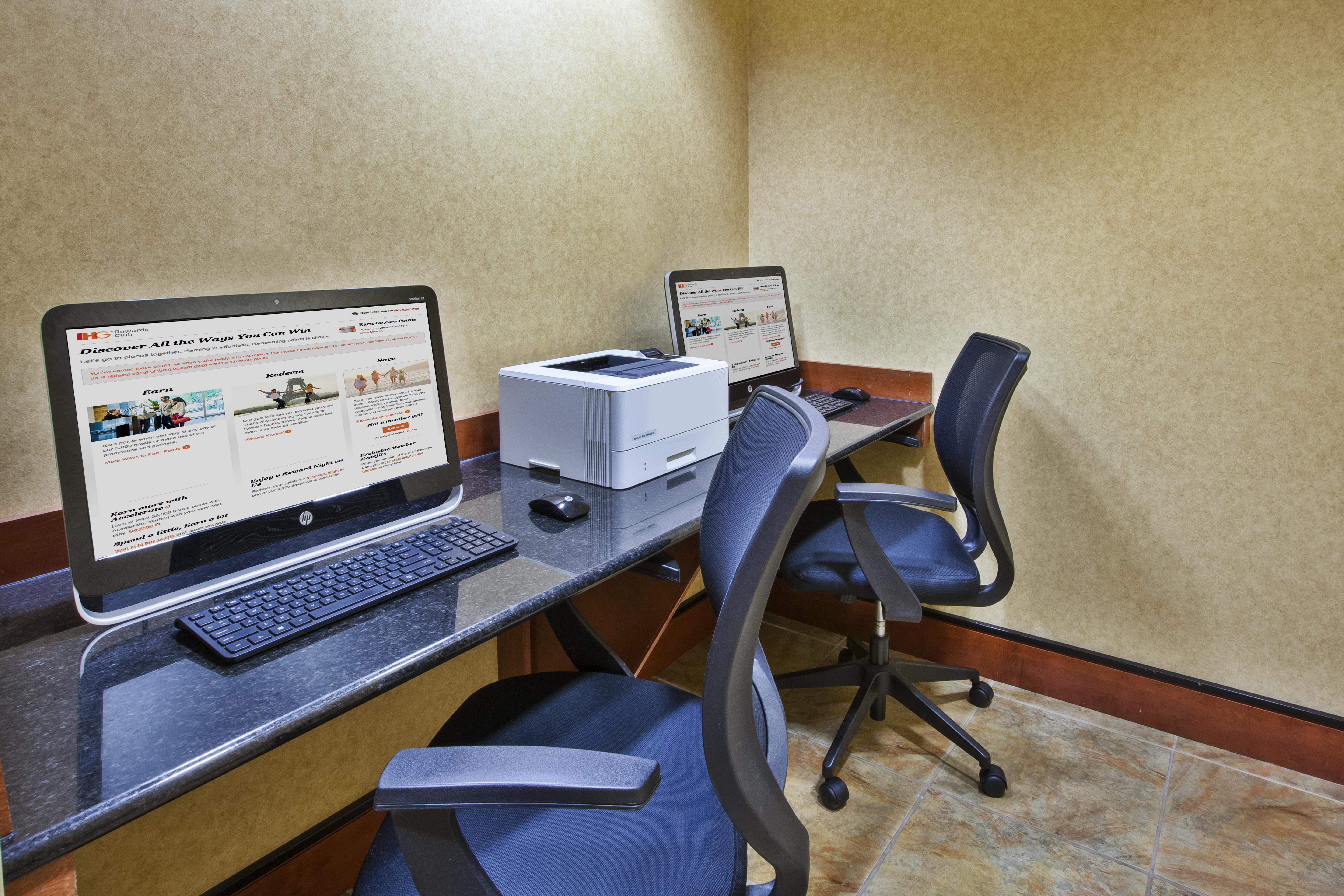 Holiday Inn Express Hotel & Suites Fort Wayne By Ihg Ellisville Екстер'єр фото