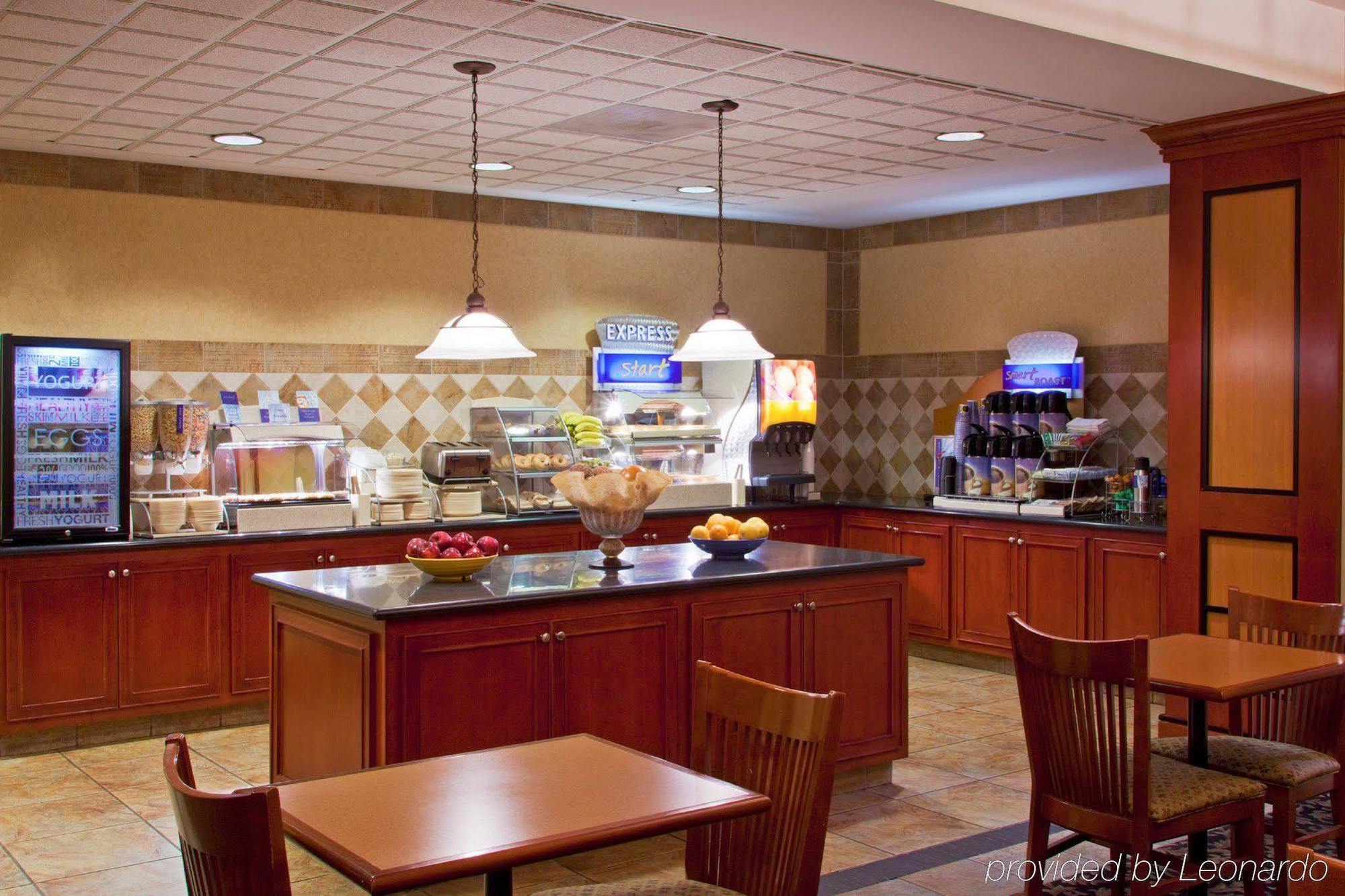 Holiday Inn Express Hotel & Suites Fort Wayne By Ihg Ellisville Екстер'єр фото