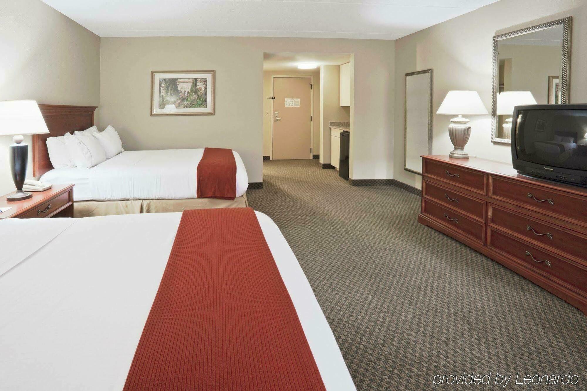 Holiday Inn Express Hotel & Suites Fort Wayne By Ihg Ellisville Екстер'єр фото