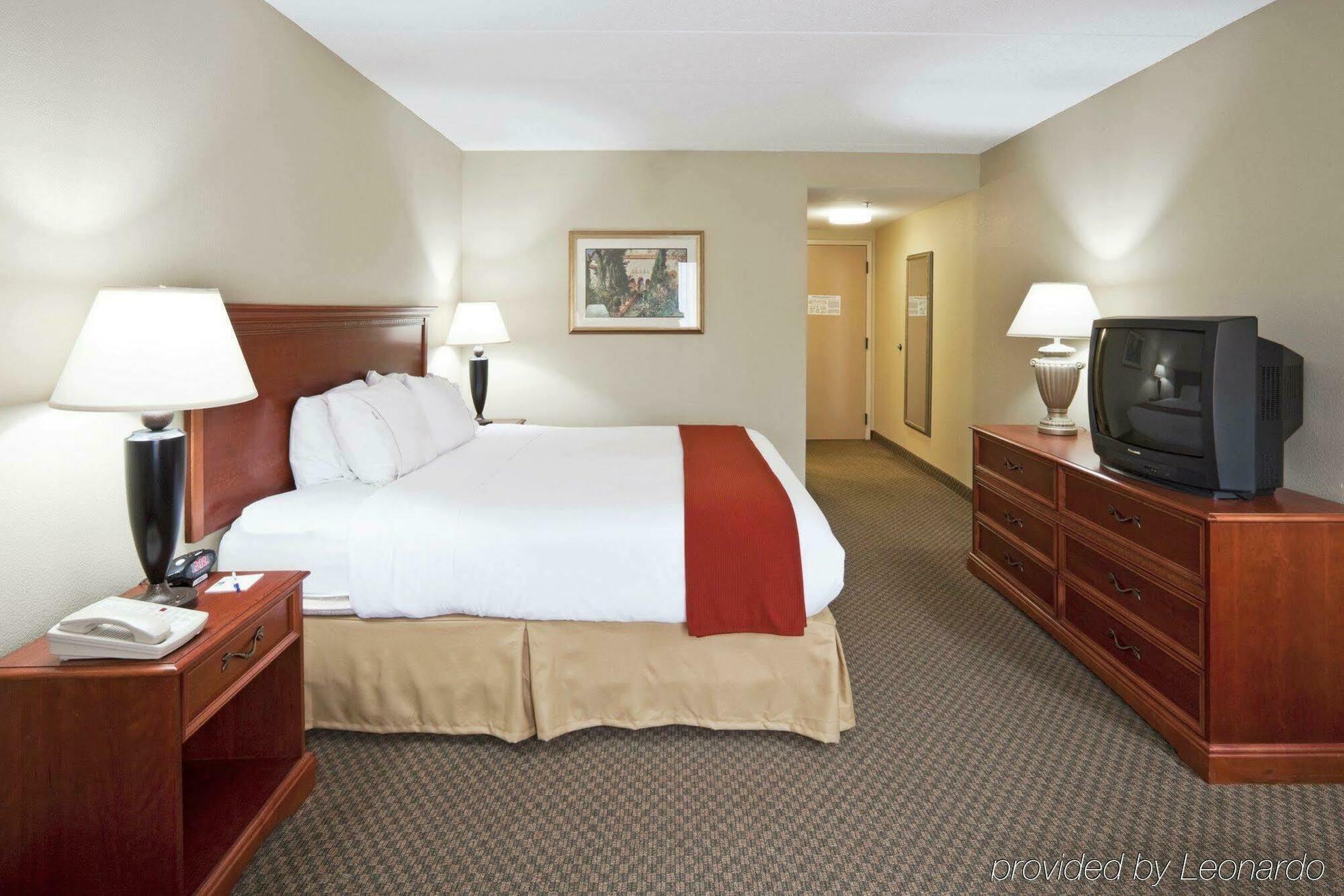 Holiday Inn Express Hotel & Suites Fort Wayne By Ihg Ellisville Екстер'єр фото